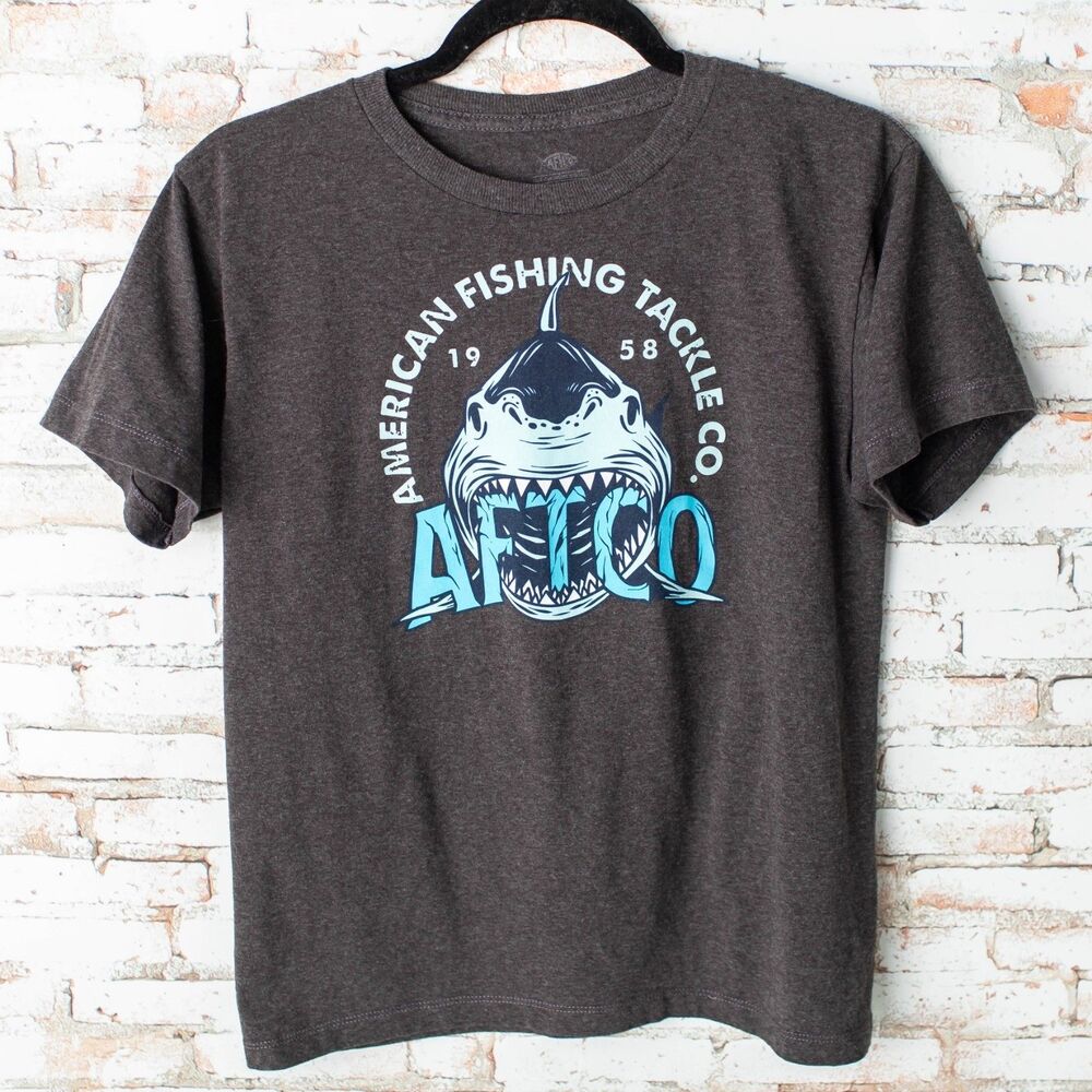 AFTCO American Fishing Tackle Co Shark Graphic T-Shirt Youth Boys Gray Size M